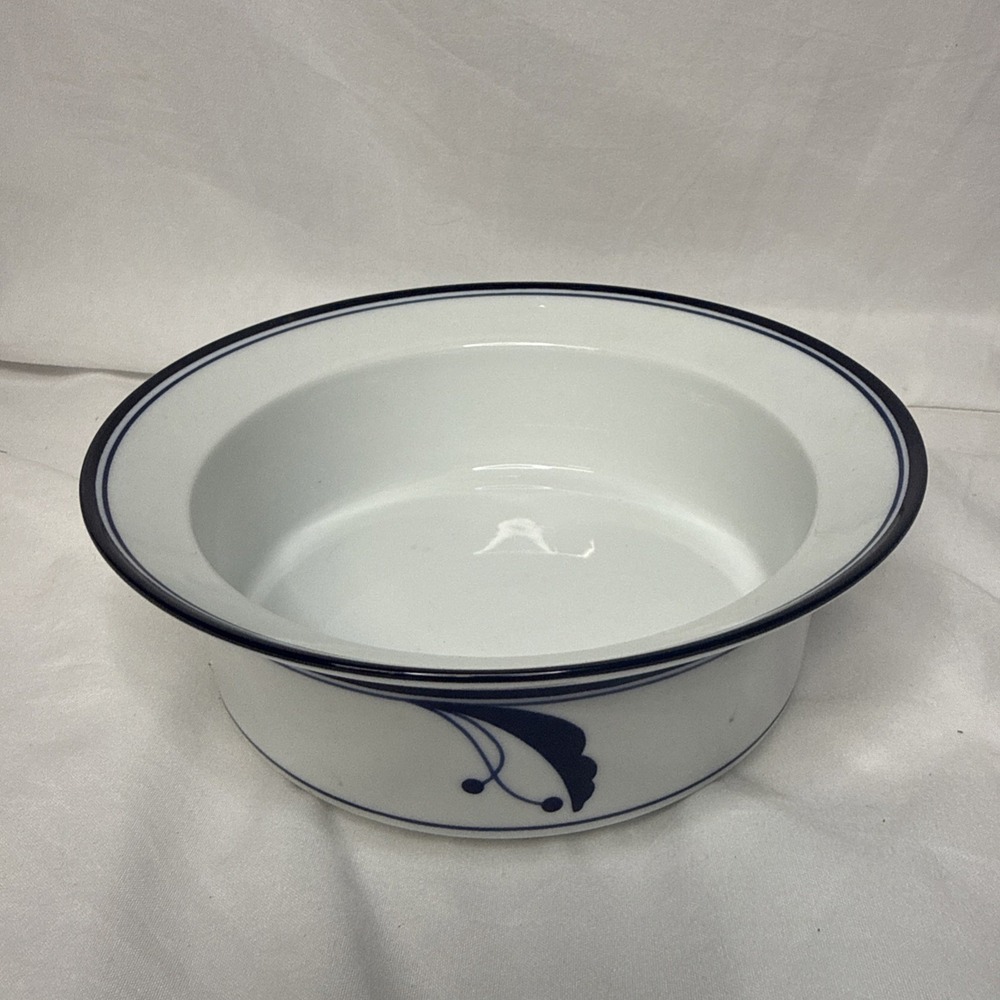 VTG DANSK Flora BAYBERRY Blue Trim White 6 3/4" Porcelain Cereal FRUIT BOWL